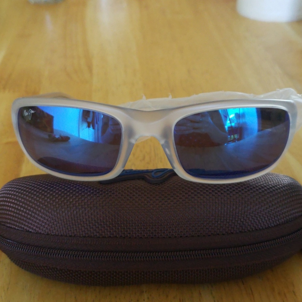 Maui Jim Stingray Sunglasses